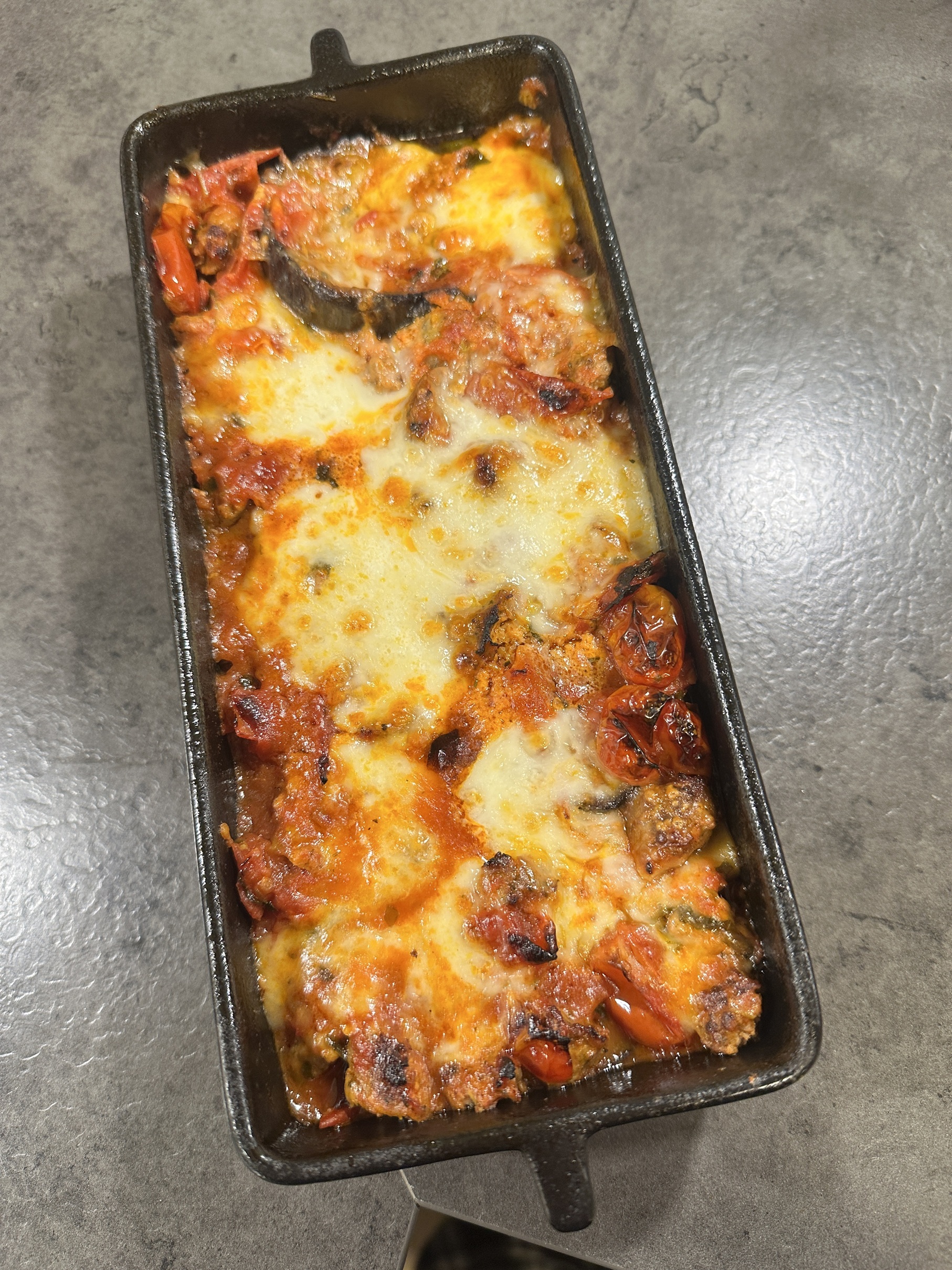 Parmigianalasagne med salsiccia